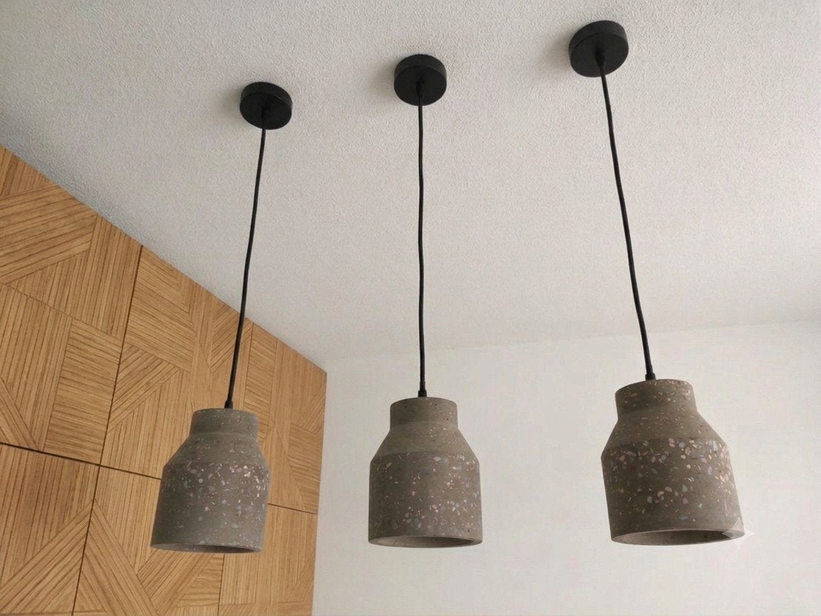 Mooie betonnen hanglampen met terrazzo look, ook per stuk, Gebruikt, Overige materialen, Modern, Industrieel, Terrazzo, E27 (groot)