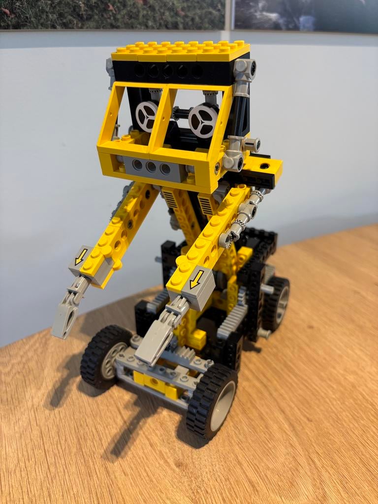 Lego 8852 technic robot met instructie, Kinderen en Baby's, Speelgoed | Duplo en Lego, Gebruikt, Lego, Compleet, Ophalen of Verzenden