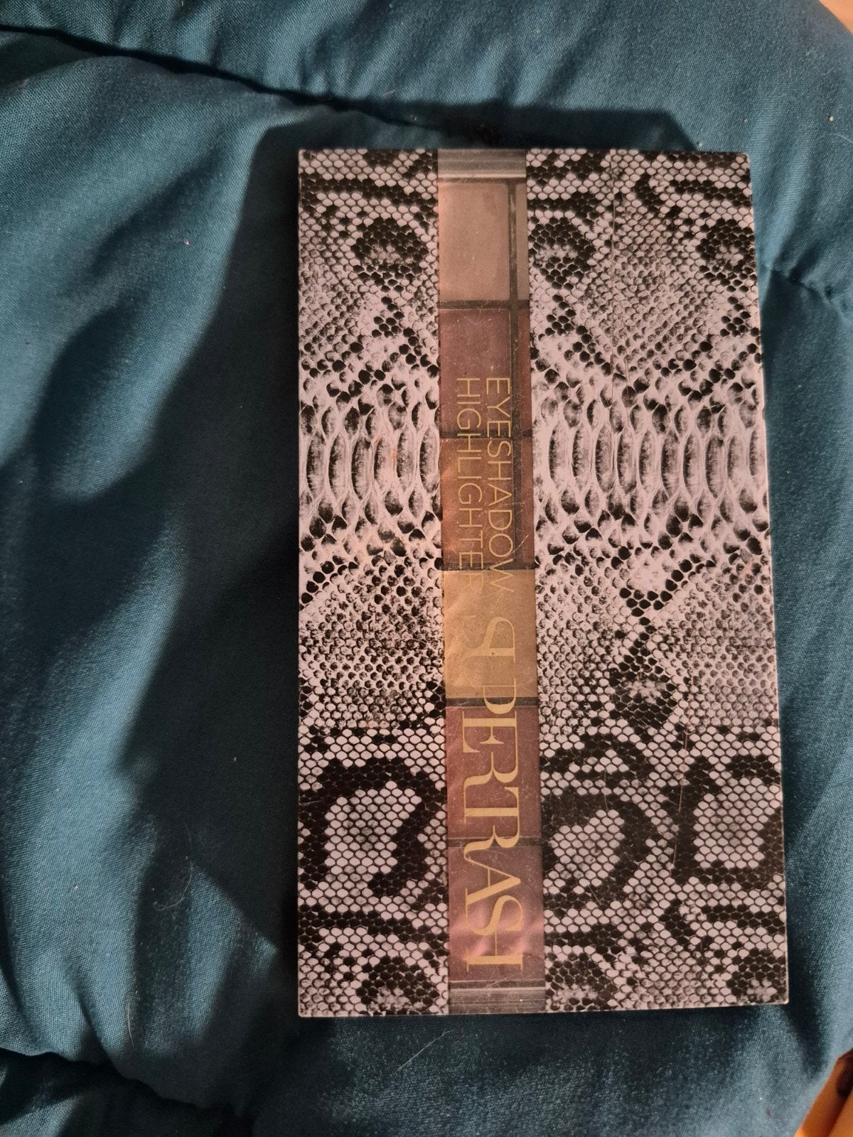 SuperTrash Eyeshadow & Highlighter Palette - Slangenprint, Ophalen of Verzenden, Zo goed als nieuw, Ogen, Make-up