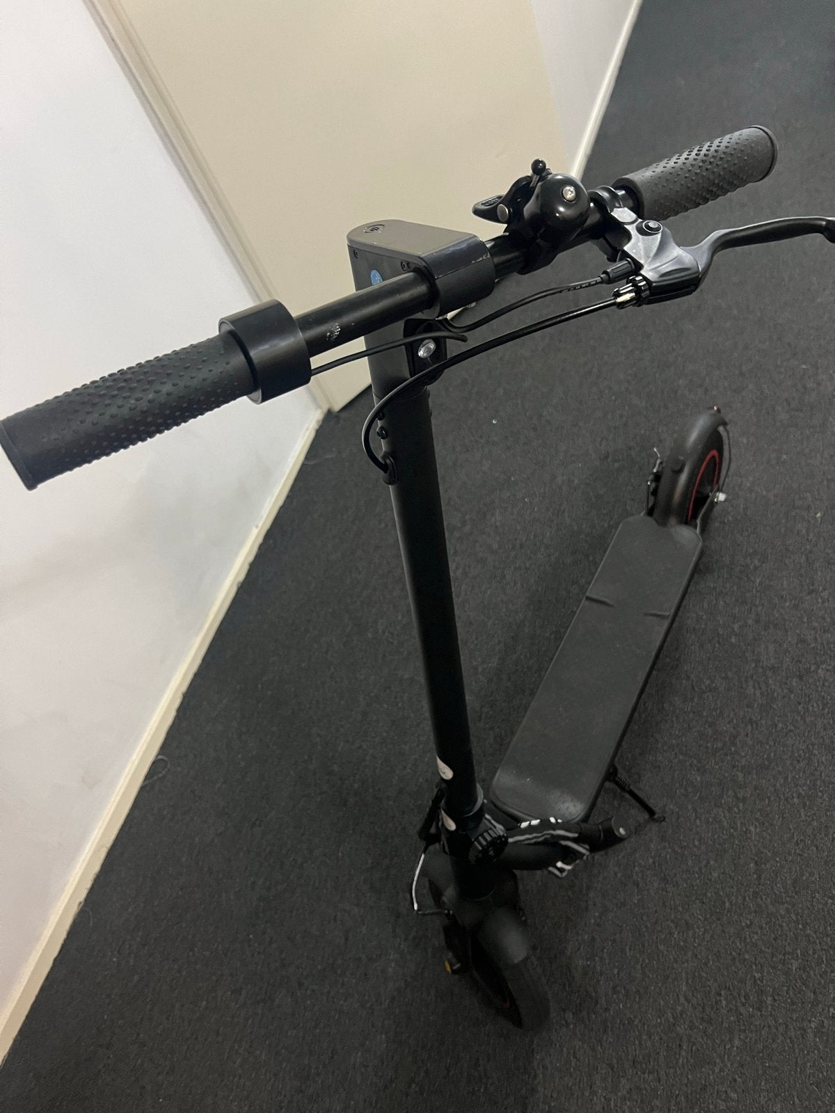 Elektrische step met 500W motor en 40KM bereik, Ophalen, Zo goed als nieuw, Elektrische step (E-scooter)