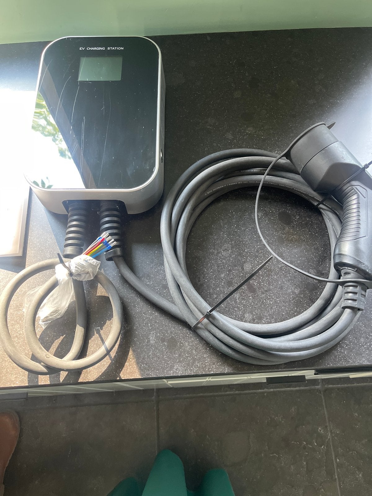 EV Laadpaal met 6 meter laadkabel - Zo goed als nieuw, Ophalen of Verzenden, Zo goed als nieuw, Laadpaal en Laadkabel