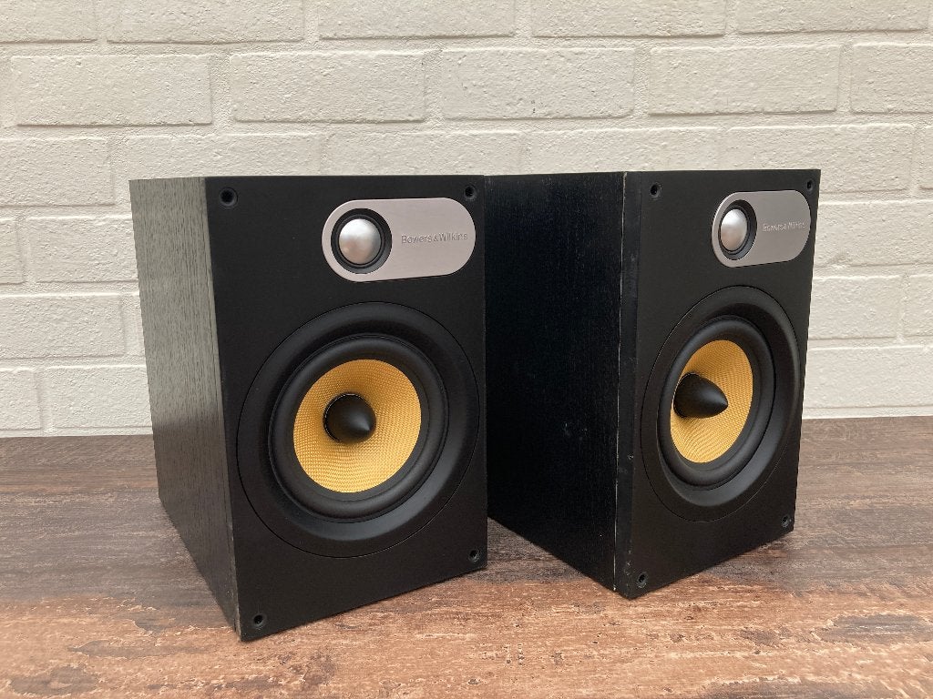 B&W Bowers Wilkins Dm 686 heel mooie bookshelf boxen, Audio, Tv en Foto, Luidsprekers, Ophalen, Gebruikt, 60 tot 120 watt, Bowers & Wilkins (B&W)