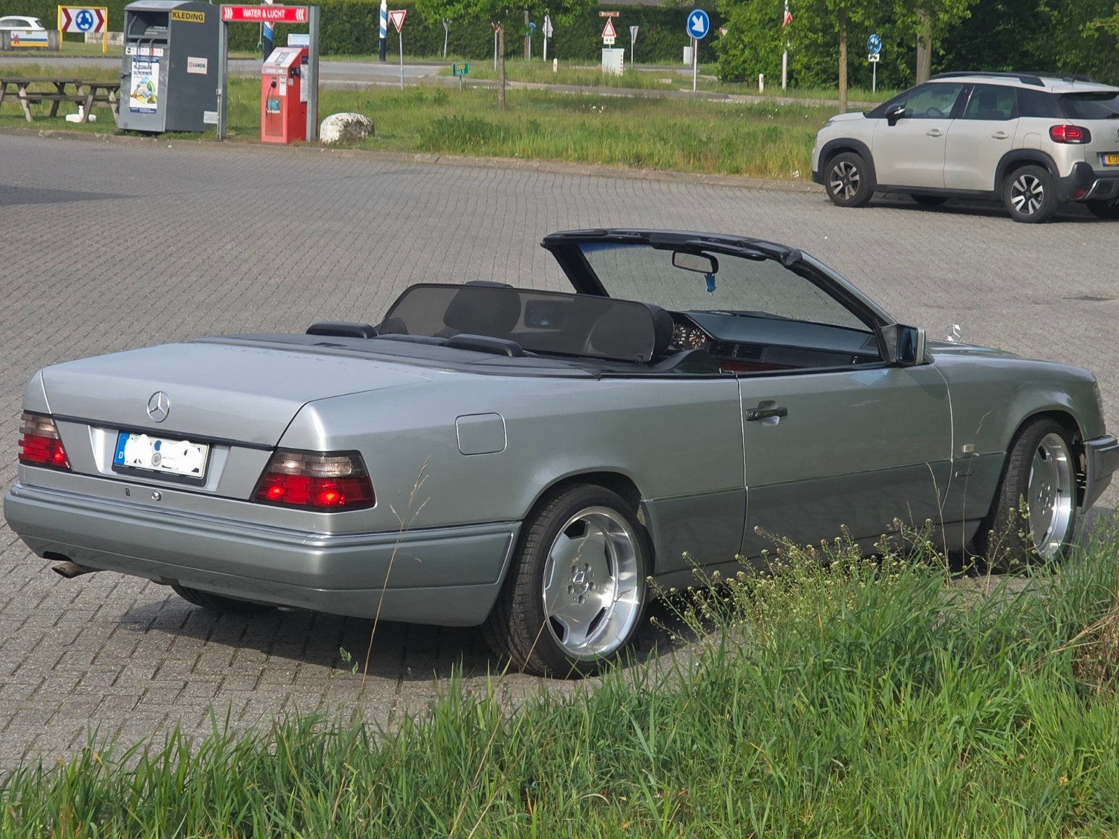 mercedes E 220 cabrio automaat , airco, foto 2