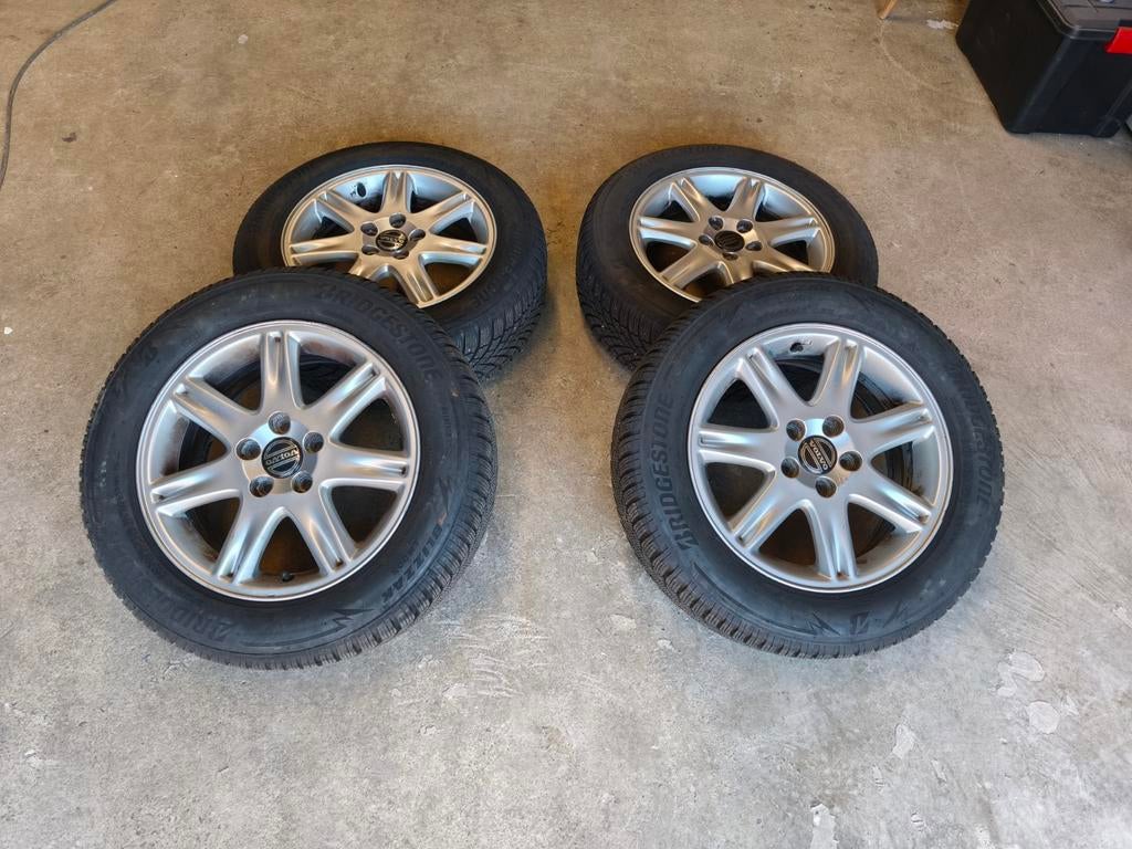 Winterbanden set Volvo v70 s80 205/60/16, Auto-onderdelen, Ophalen, 16 inch, Banden en Velgen, Personenwagen