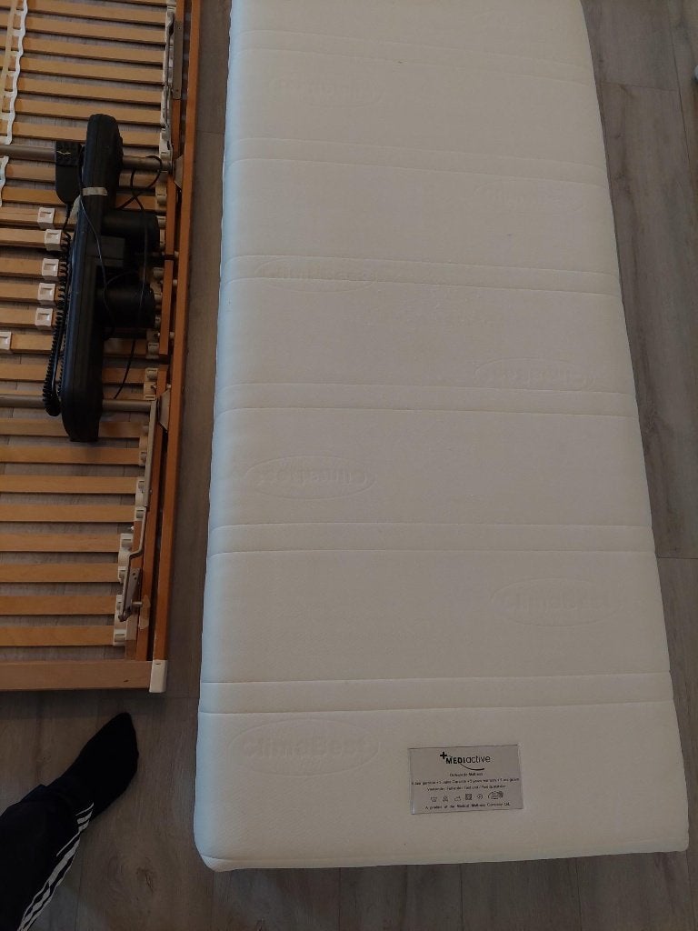 Mediactive traagschuim matras incl. elec. Bedbodem NIEUW, Ophalen, 90 cm, Eenpersoons, Nieuw