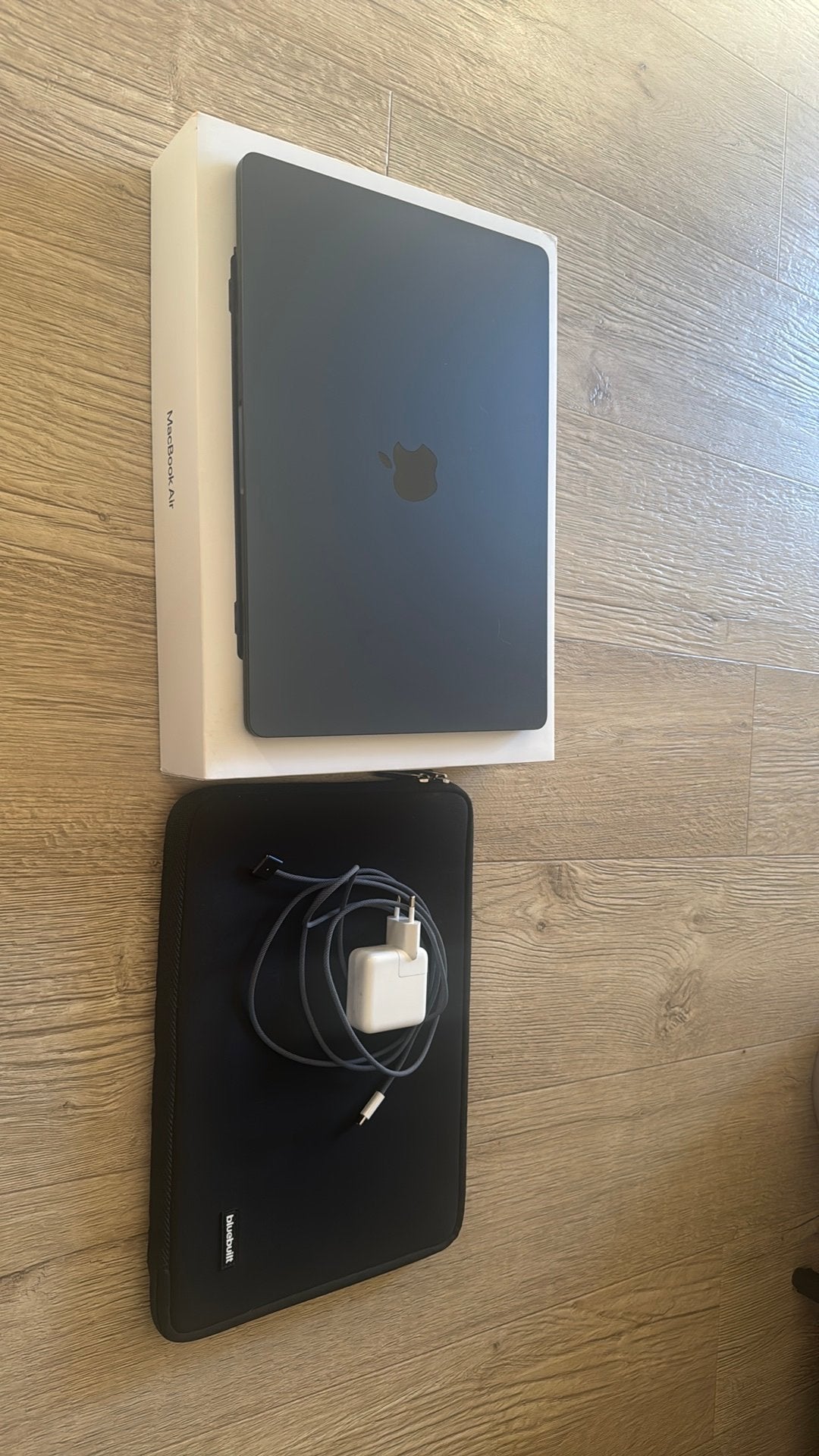 Apple MacBook Air 15 inch M3 (8/10) 16GB/256GB Middernacht