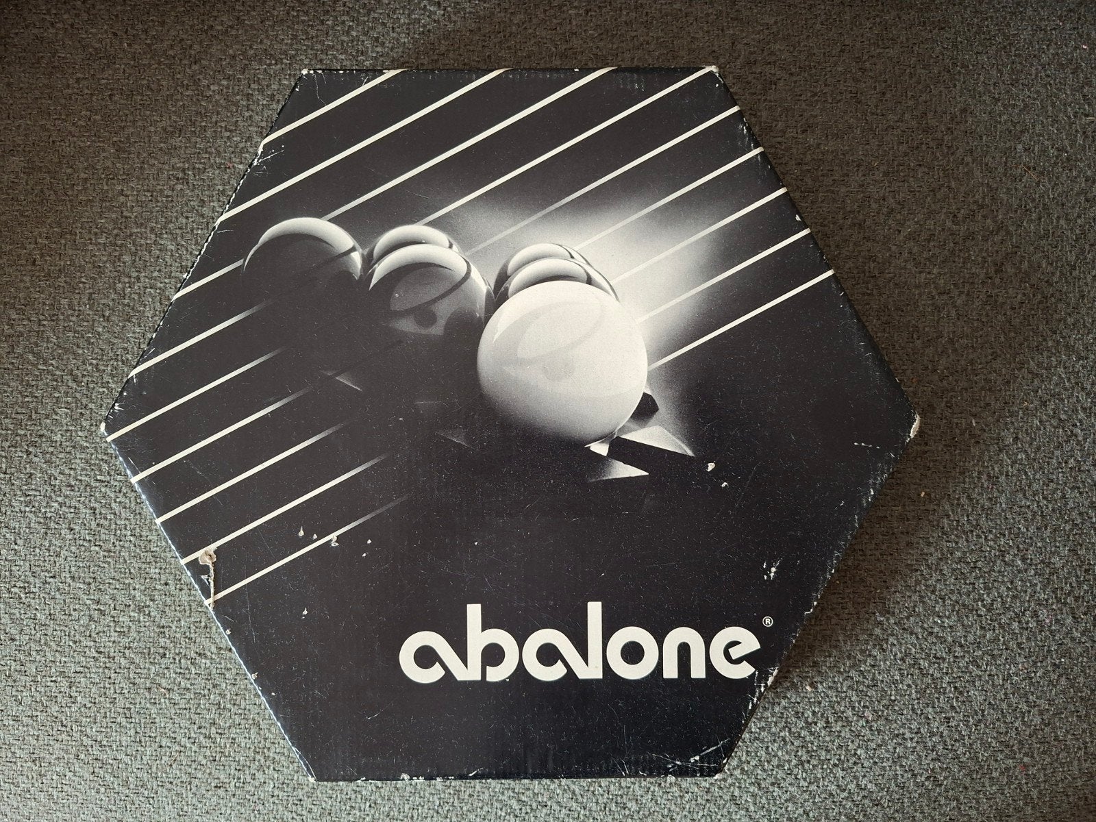 Abalone bordspel - Strategisch spel voor twee spelers, Hobby en Vrije tijd, Gezelschapsspellen | Bordspellen, Een of twee spelers