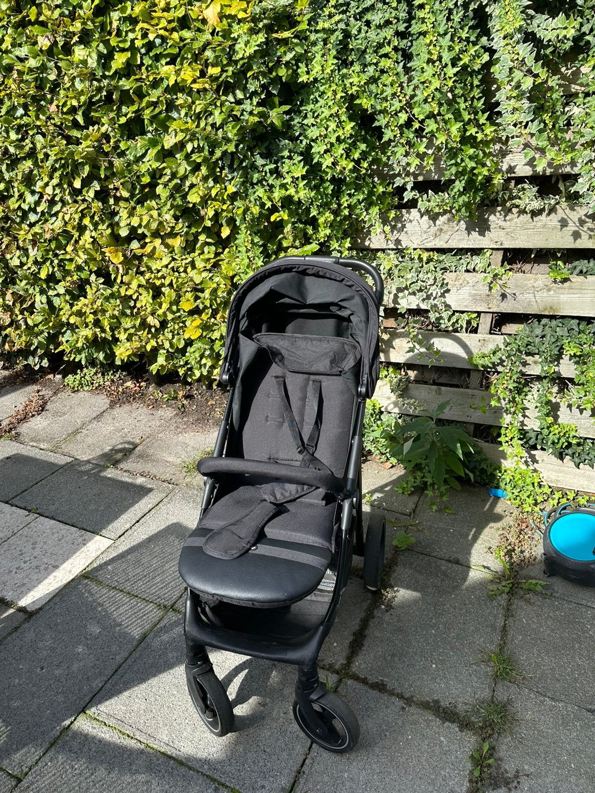 Puck Buggy Flo - Zwart, Ophalen, Zo goed als nieuw