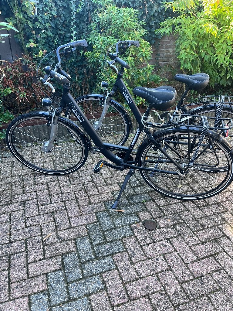Damesfiets 2x, Ophalen, Zo goed als nieuw, Overige merken, (Extra) lage instap