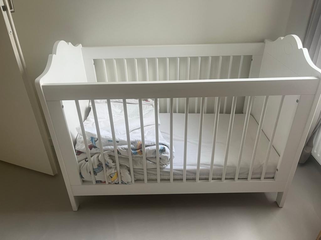Bopita babykamer: kast, commode en ledikant, Ophalen of Verzenden, Zo goed als nieuw, Ledikant