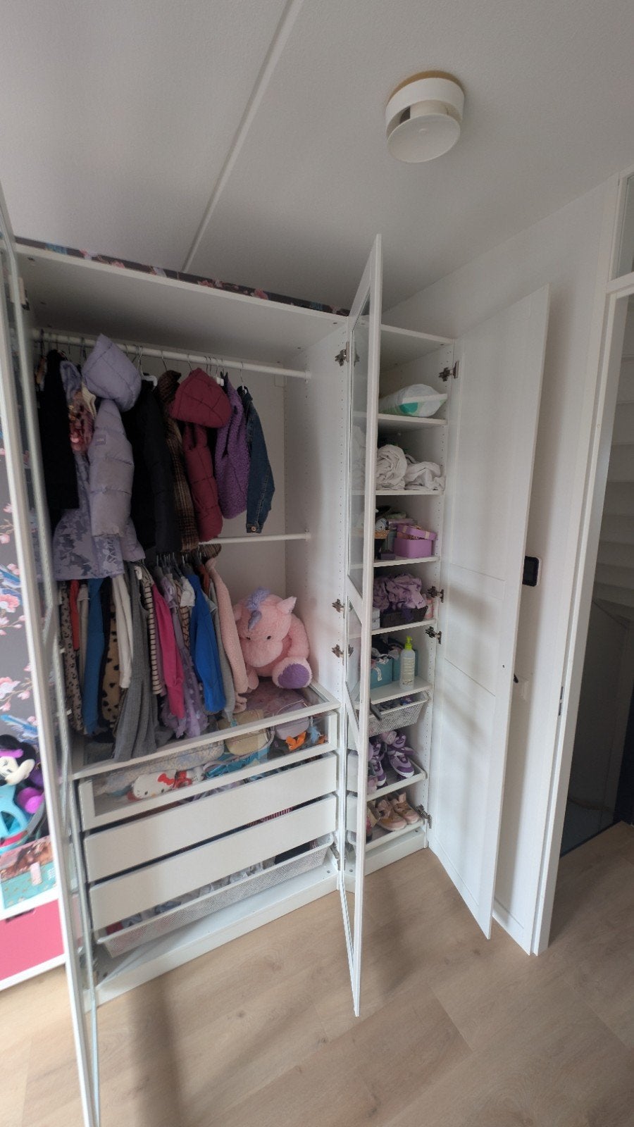 Ikea Pax kledingkast - Zeer goede staat, Met deur(en), 200 cm of meer, 150 tot 200 cm, Ophalen of Verzenden
