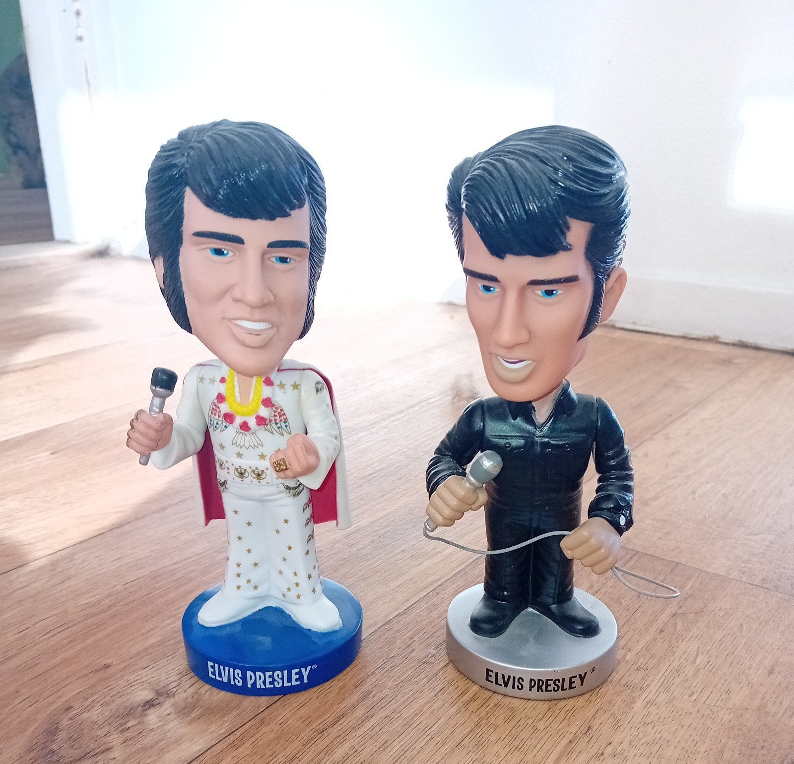 Elvis Presley Bobbleheads - Set van 2, Ophalen of Verzenden, Zo goed als nieuw, Pop, Beeldje of Miniatuur
