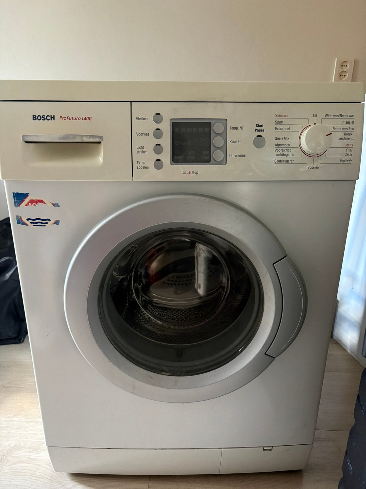 Bosch ProFutura 1400 wasmachine – goed werkend, Ophalen, Zo goed als nieuw, 85 tot 90 cm, 1200 tot 1600 toeren