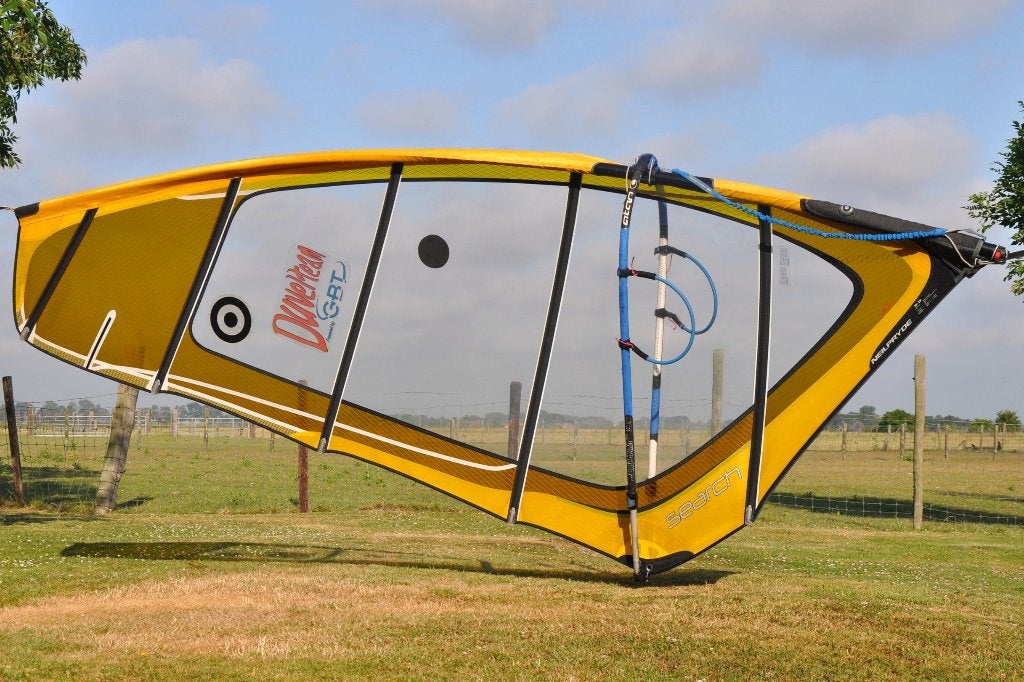 5.0 m2 NeilPryde Search set (zeil, mast, giek, mastvoet), Ophalen, Gebruikt, 5 tot 6.5 m², Met mast