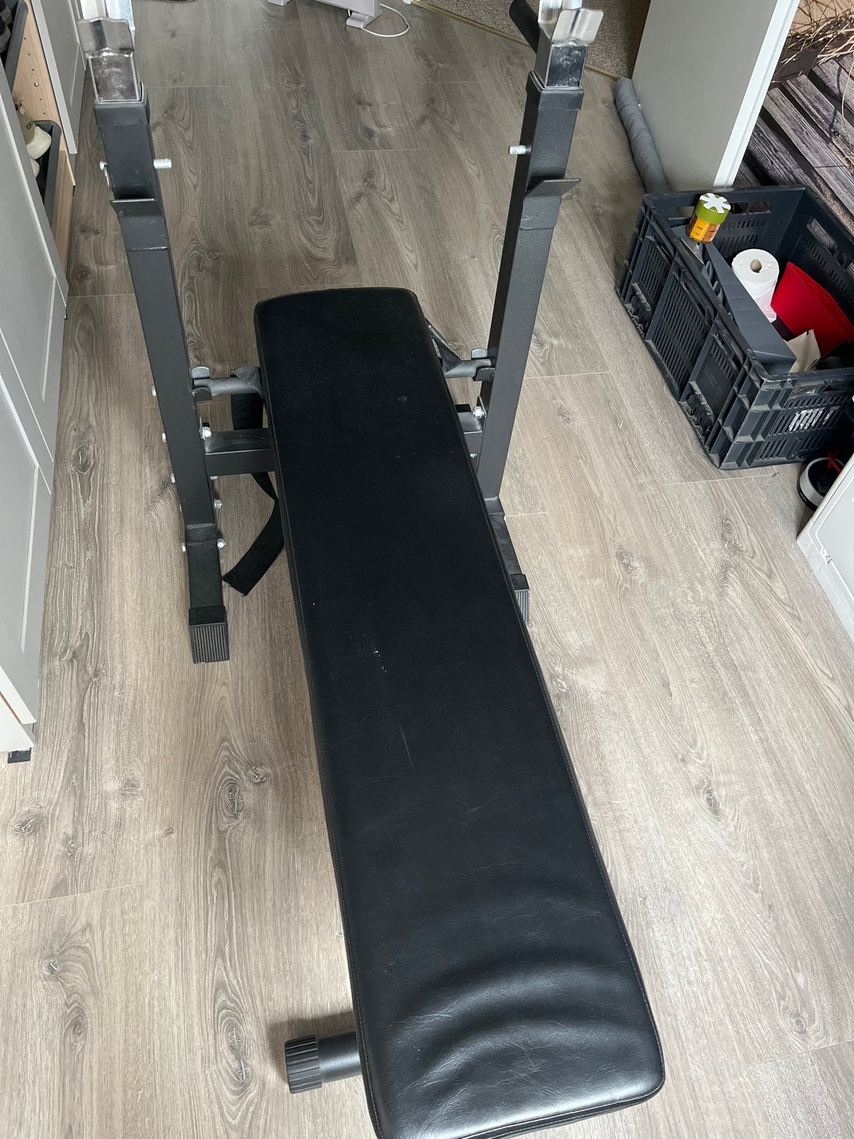 Fitnessbank met halterstang en gewichten, Sport en Fitness, Ophalen, Gebruikt, Armen, Fitnessbank