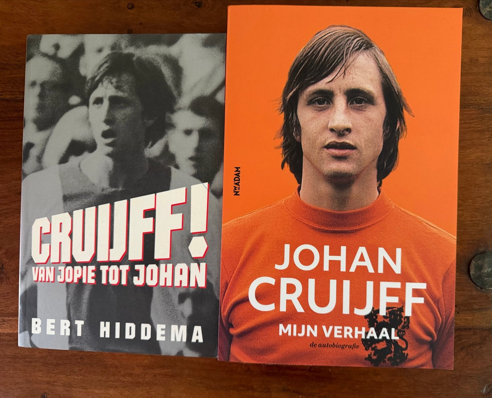 Johan Cruijff boeken: 'Mijn Verhaal' en 'Van Jopie tot Johan, Ophalen of Verzenden, Zo goed als nieuw, Balsport