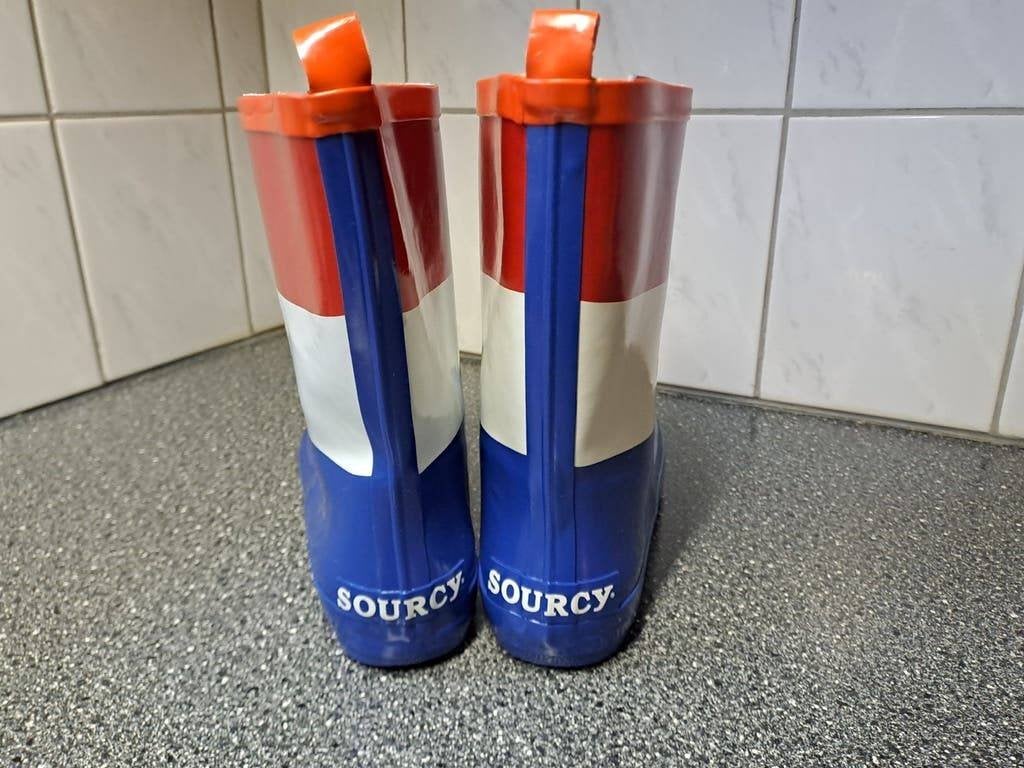 Nieuwe Sourcy regenlaarzen - Nederlands vlag design, Onbekend, Ophalen of Verzenden, Zo goed als nieuw, Onbekend