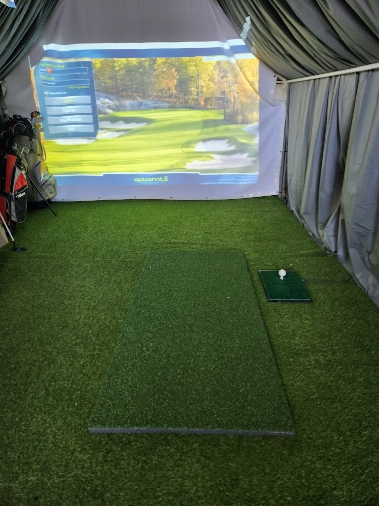 INDOOR GOLFSIMULATOR MET BEAMER, PROJECTIESCHERM EN NOTEBOOK, Ophalen, Zo goed als nieuw, Overige typen