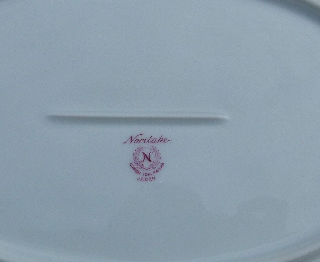 NORITAKE Natuur Serveer Vogels Paard Kuikentjes Bloemen, Huis en Inrichting, Overige merken, Nieuw, Ophalen of Verzenden, Schaal of Schalen