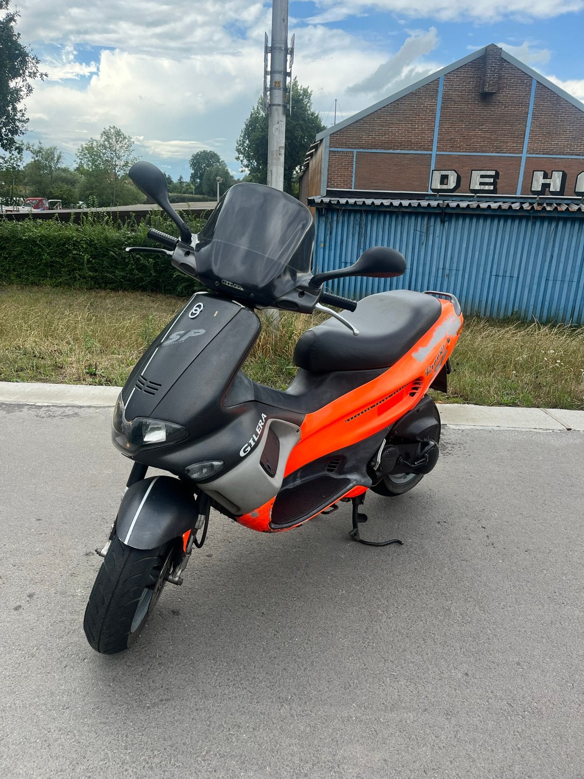 Gilera Runner fluo Rosso te koop of te ruil, Ophalen, Gebruikt, Tweetakt, Overige modellen