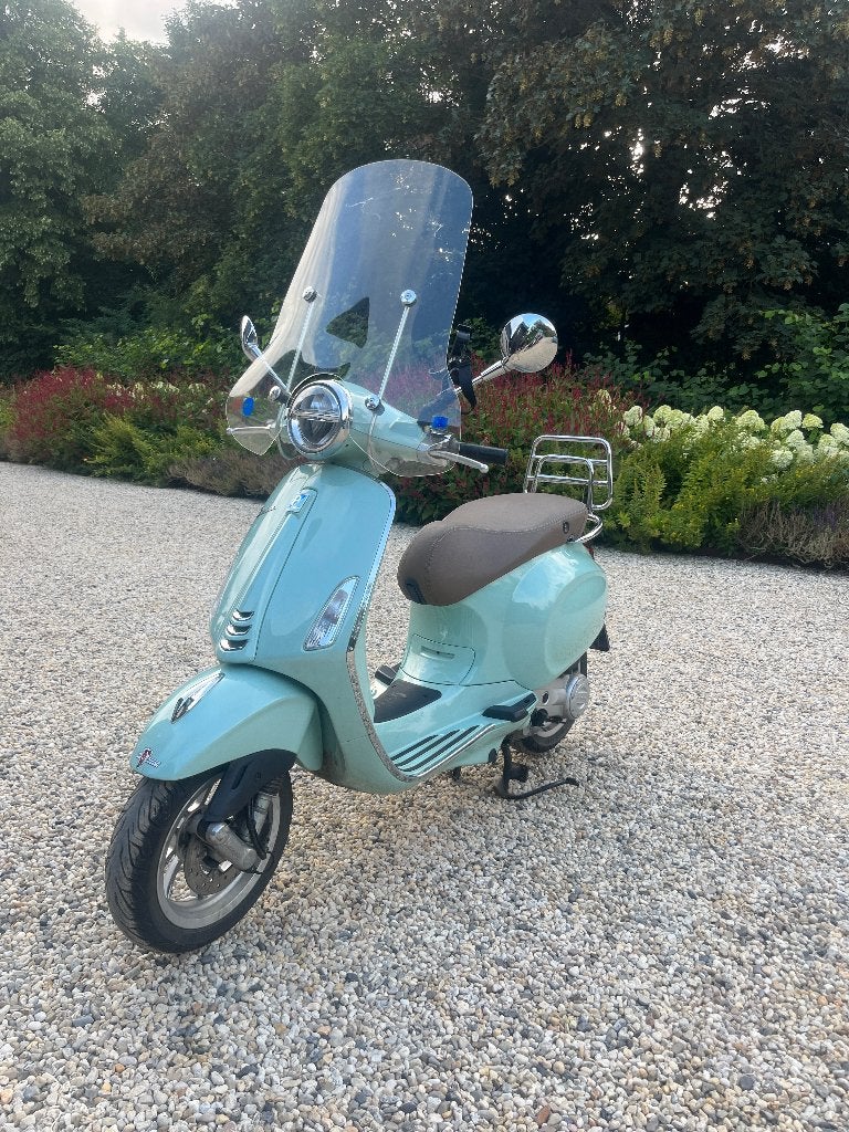 Vespa Primavera, Fietsen en Brommers, Scooters | Vespa, Overige modellen, Zo goed als nieuw, Benzine, Maximaal 25 km/u