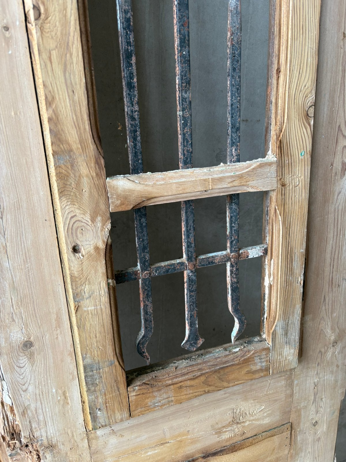 Oude deuren met raamroosters uit Egypte, Ophalen, Gebruikt, Hout, T