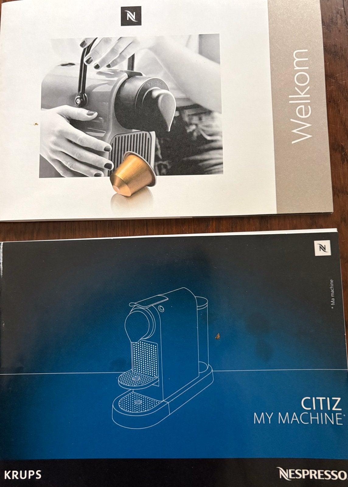 Foto 7 van Nespresso Krups Citiz - Rood capsule koffiezetapparaat