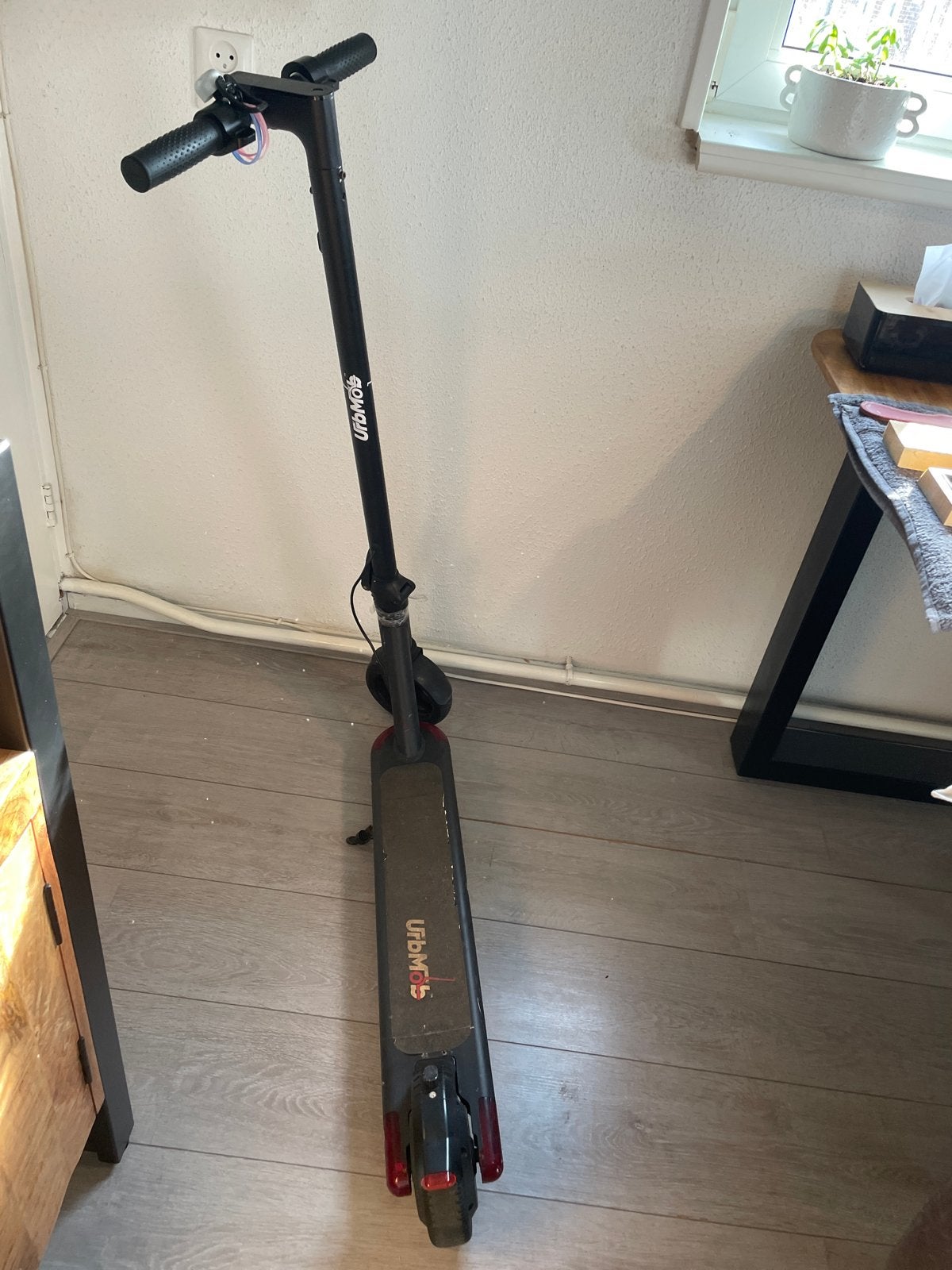 Elektrische step (E-scooter) voor de handige Harrie, Ophalen of Verzenden, Gebruikt, Elektrische step (E-scooter)