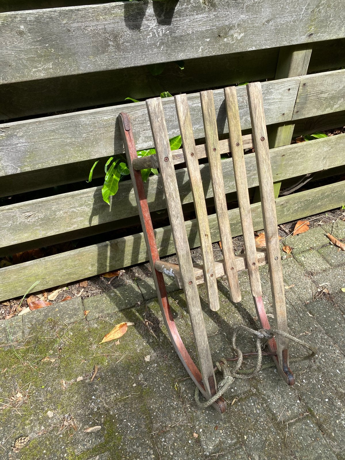 Oude houten slee. Gratis, Ophalen, Gebruikt