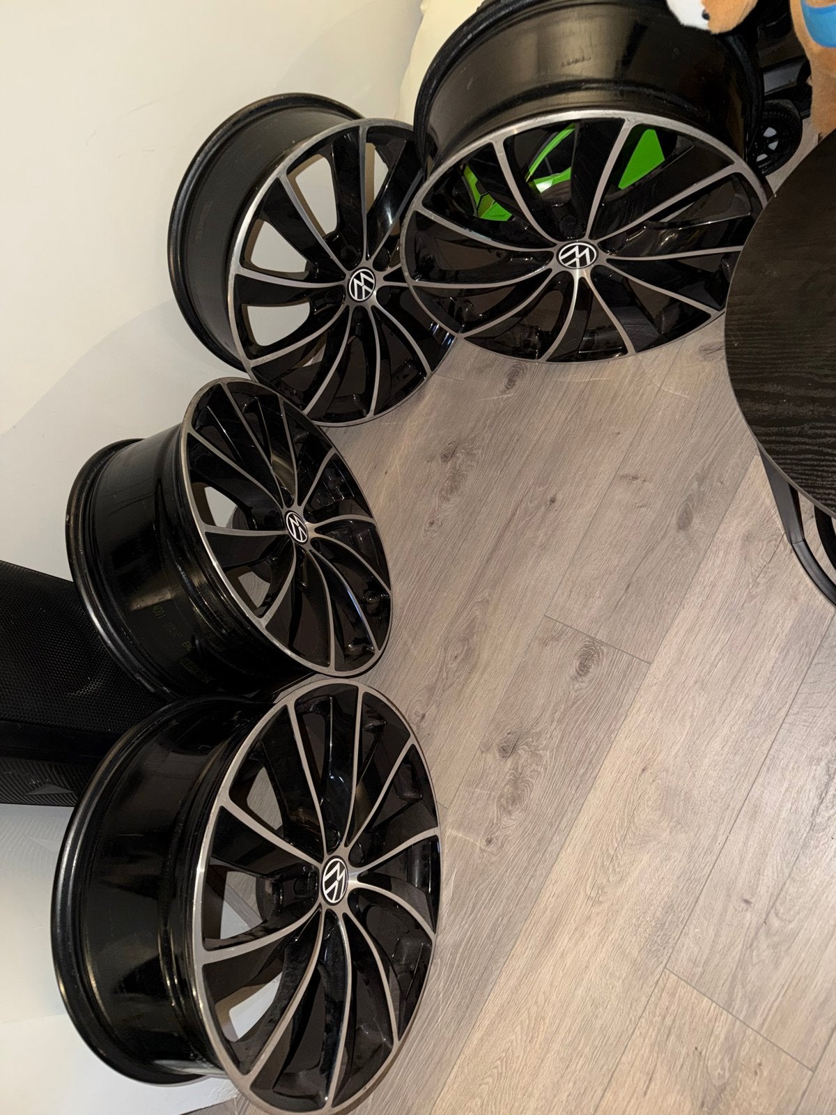 Volkswagen Tiguan 19 inch velgen, Gebruikt, Velg(en), Terreinwagen, Zomerbanden