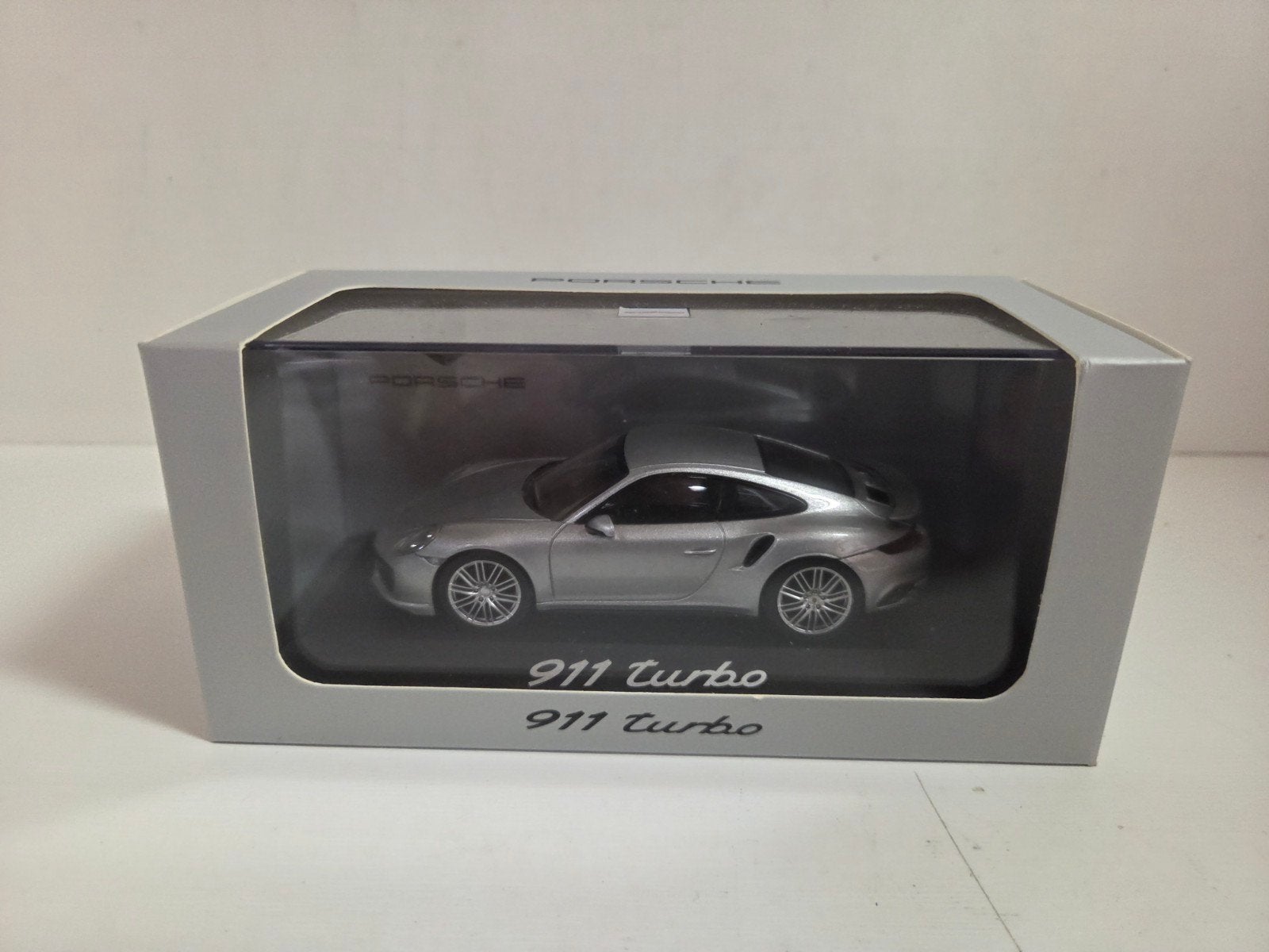 Herpa Porsche 911 turbo 1:43, Hobby en Vrije tijd, Modelauto's | 1:43, Overige merken, Auto, ., Ophalen of Verzenden