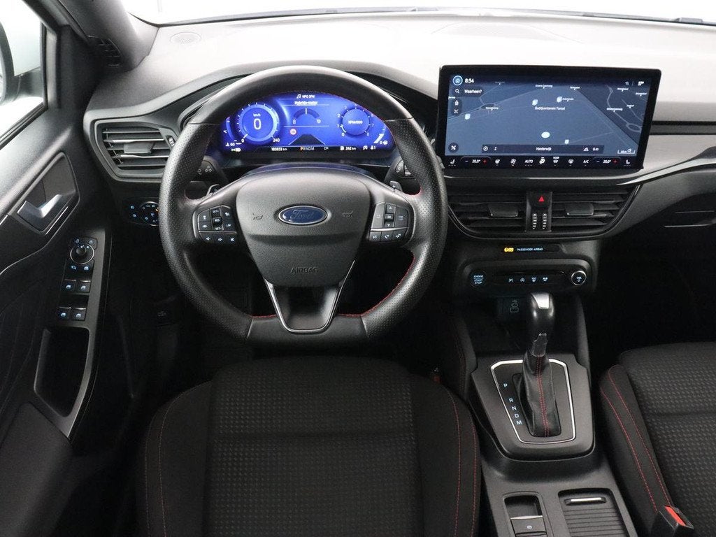 Ford Focus 1.0 EcoBoost Hybrid ST Line X | Stoelverwarming |, Auto's, Ford, Stof, Gebruikt, Euro 6, Wit