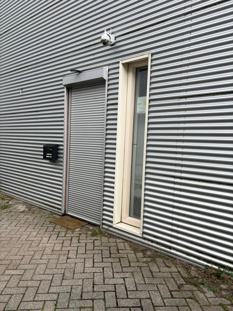 Te huur Kantoor Bedrijfshal A locatie Ekkersrijt / Eindhoven, Kantoorruimte