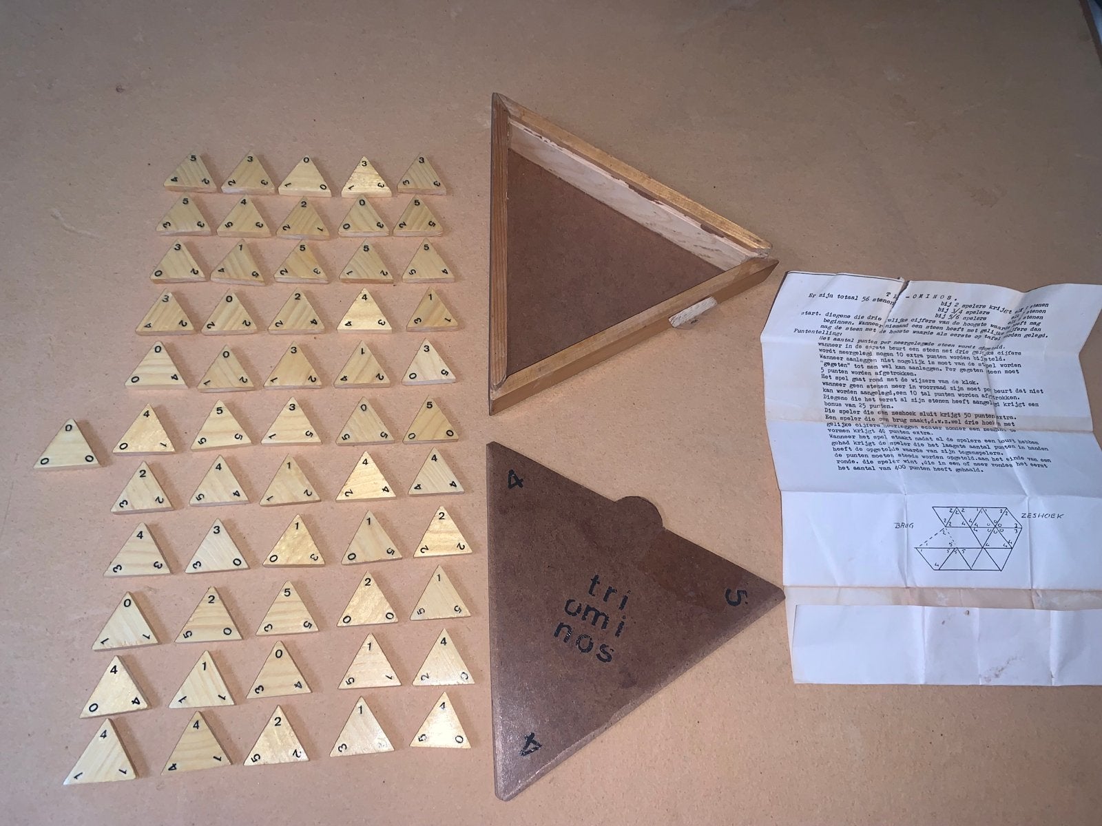 Vintage Triominos Spel - Compleet met Houten Doos, Ophalen, Gebruikt