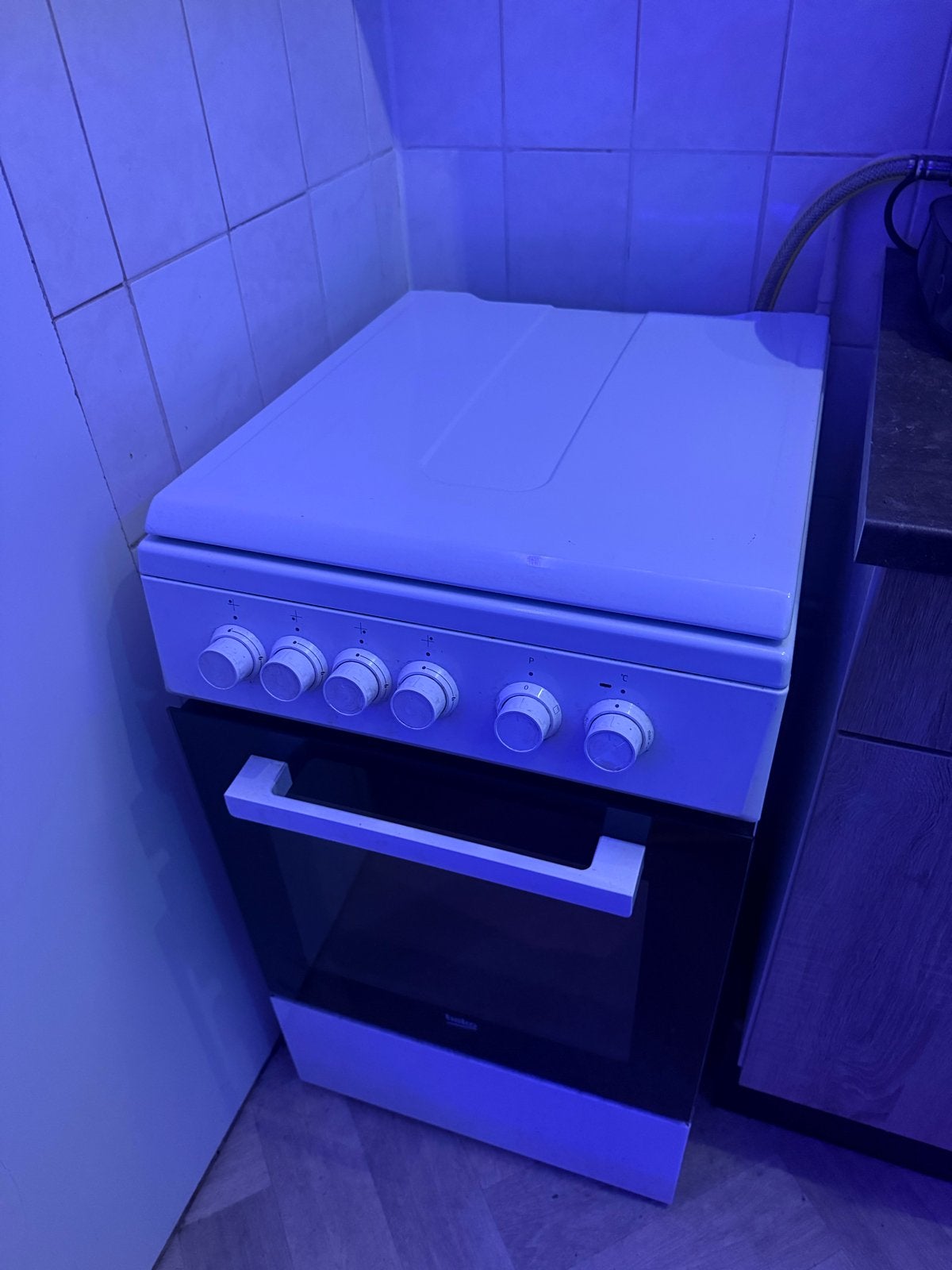 Gasfornuis met oven - Beko, Ophalen, Gebruikt, 60 cm of meer, 4 kookzones