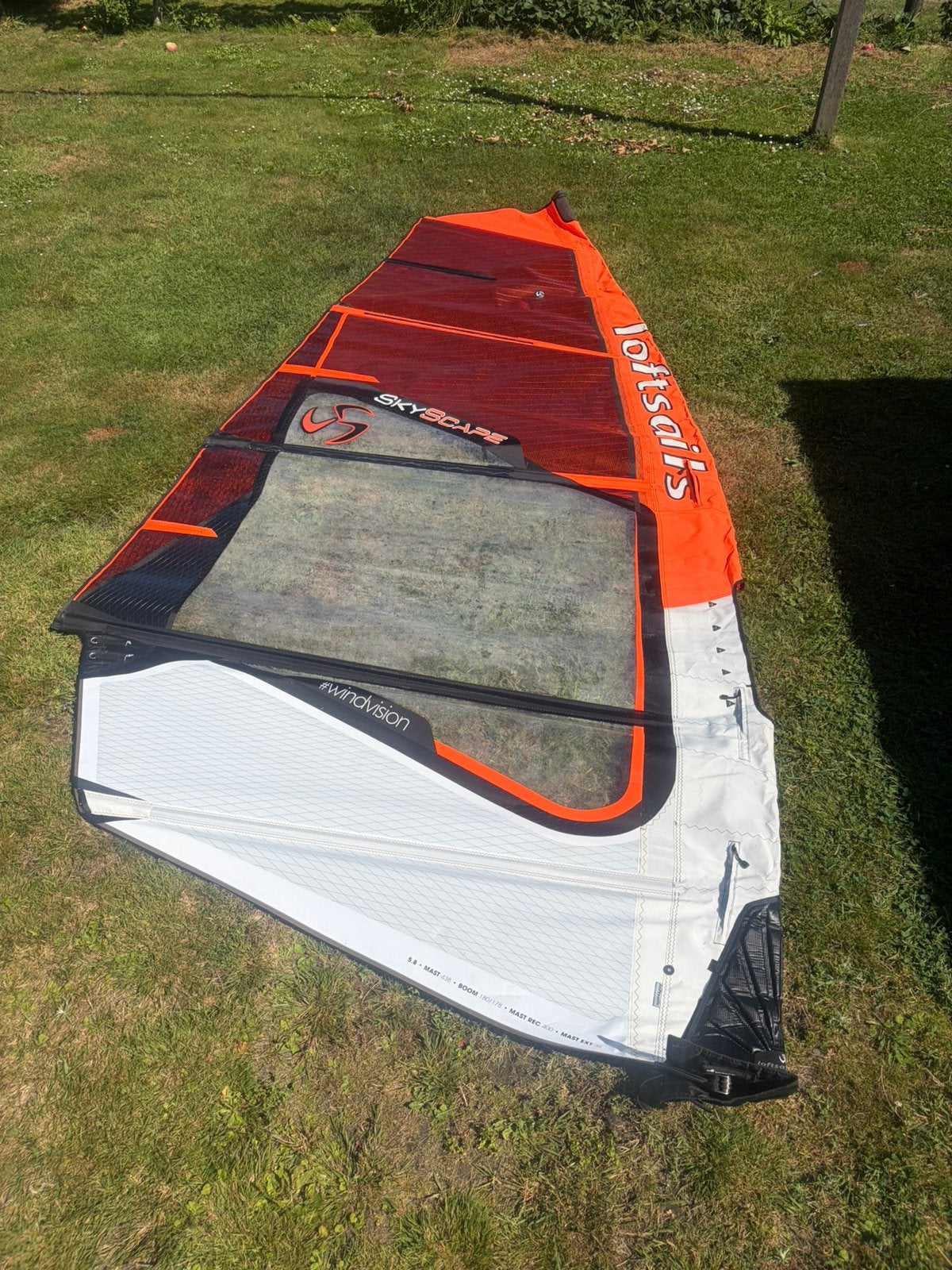 Loftsails skyscape (5.8 - 6.4 - 7.6 - 9.0+520) 2018/2019, Watersport en Boten, Windsurfen, Ophalen, Met mast, Zo goed als nieuw