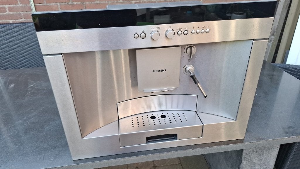 Siemens Koffiemachine inbouw TK68E570, Ophalen, Gebruikt, Koffiemachine, 2 tot 4 kopjes