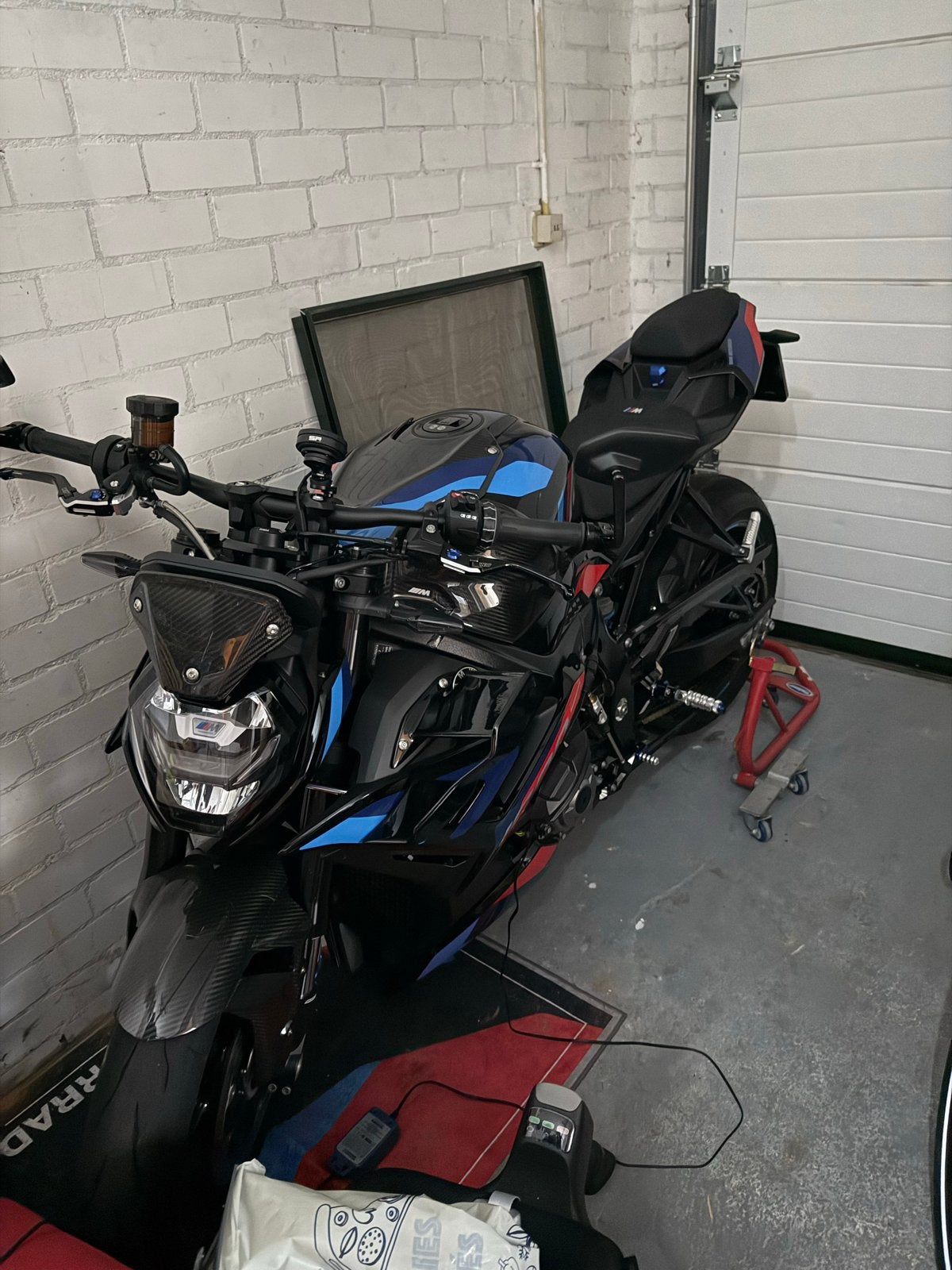 BMW M 1000 R Competition | Carbon | 1.500 km, 4 cilinders, Motorrijbewijs A, Gebruikt, Particulier