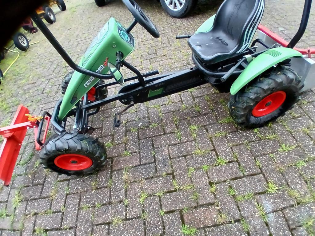BERG XXL Skelter Fendt Uitvoering met Accessoires, Ophalen, Zo goed als nieuw, Trapvoertuig
