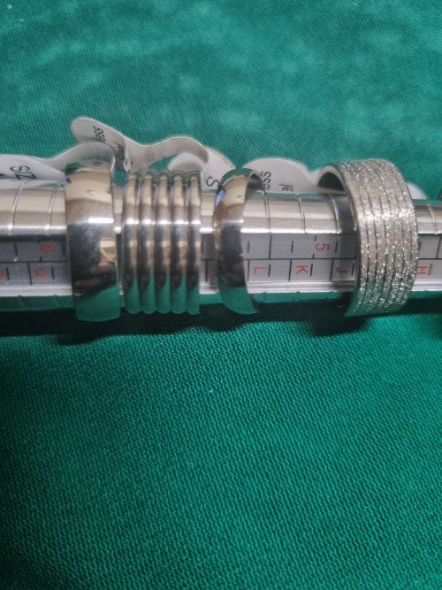 Ringen zilverkleurig maat 19 stainless steel  nr496, Ophalen of Verzenden, 'T Olde Gre-j, Info@toldegrej.nl, Endepoelstraat 20f Didam