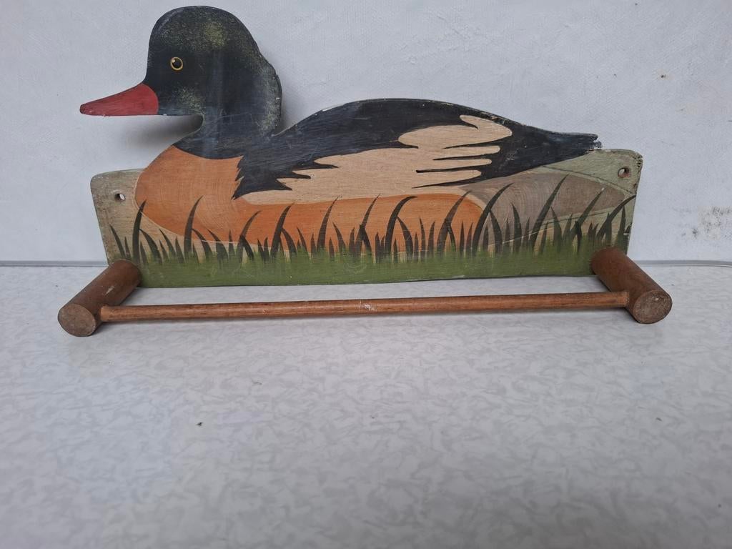 Antiek houten handdoekrek met handgeschilderde zaagbek eend, Ophalen of Verzenden