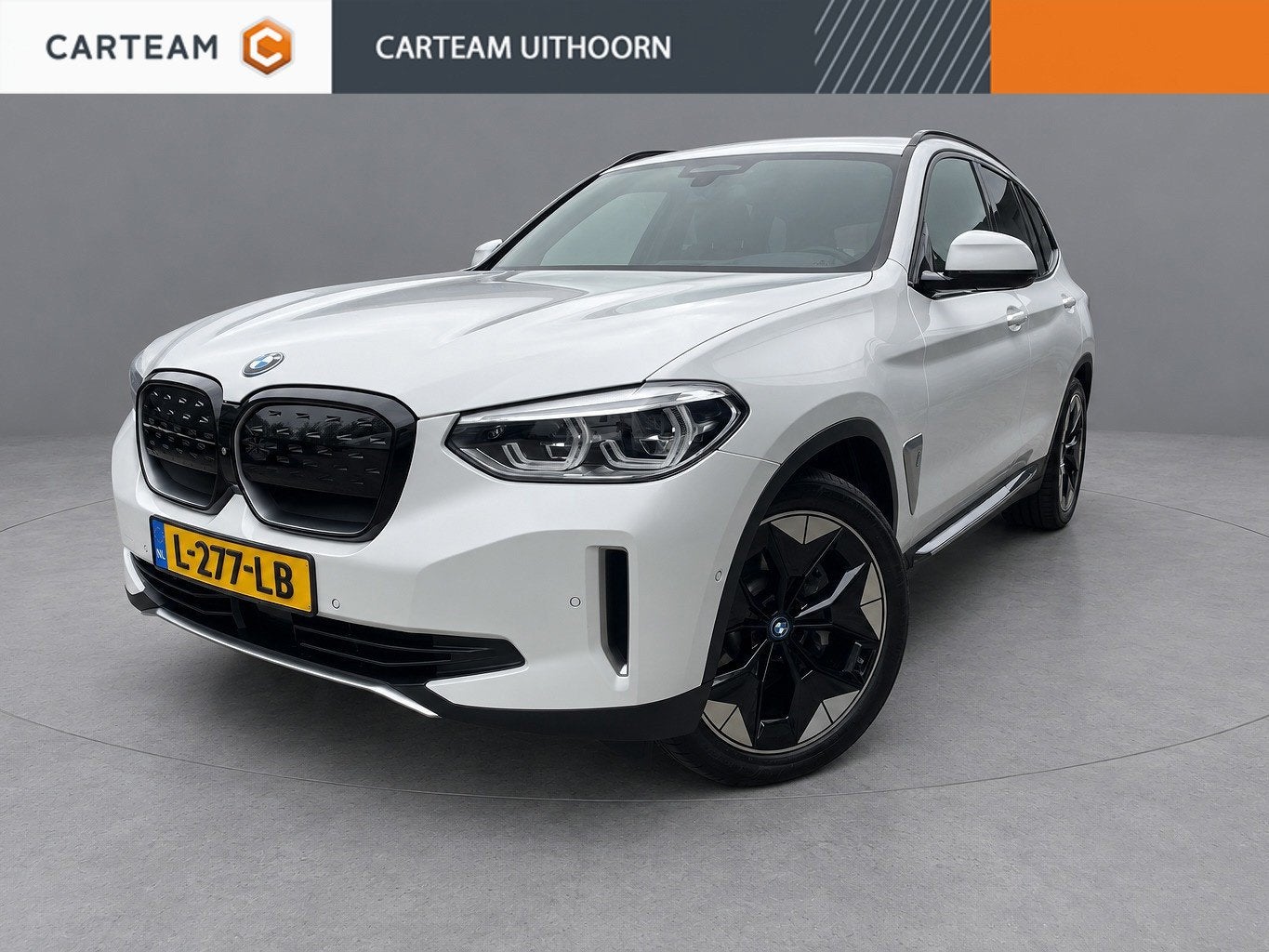 BMW IX3 High Executive 80 kWh PANORAMA DAK, FULL OPTIOS DEAL, Auto's, Dealer onderhouden, Achterwielaandrijving, Gebruikt, 1333 min