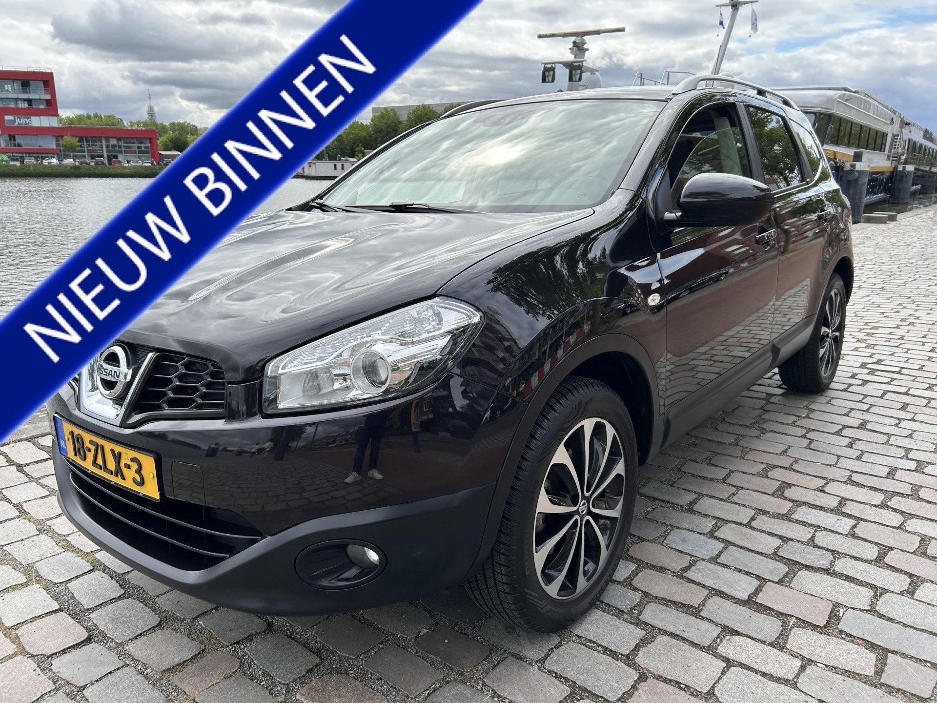Nissan QASHQAI+2 1.6 Connect Edition 7-pers Airco Panodak Ca, Auto's, Voorwielaandrijving, Stof, Zwart, 7 stoelen