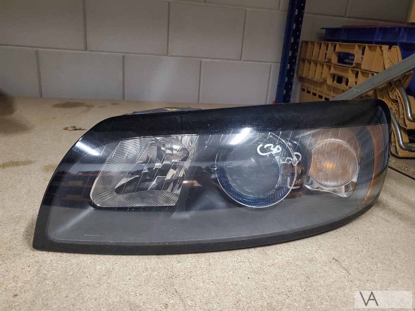 Volvo C30 koplamp links XENON 2006 - 2010 30657178 €200, Gebruikt, -, -, Ophalen of Verzenden