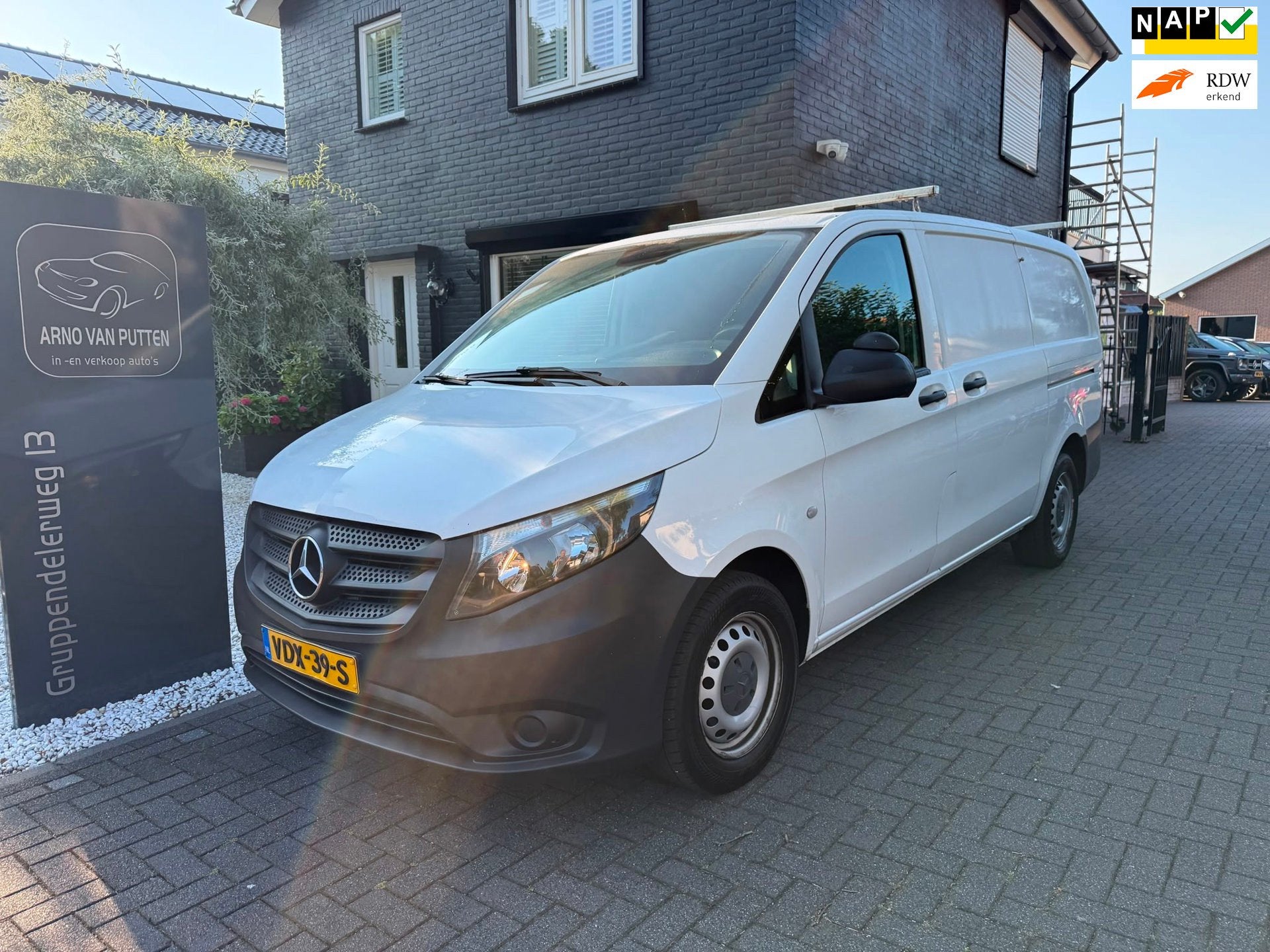 Mercedes-Benz Vito 114 CDI Lang / 2 schuifdeuren / Airco / C, Auto's, Automaat, Gebruikt, Euro 6, 4 cilinders