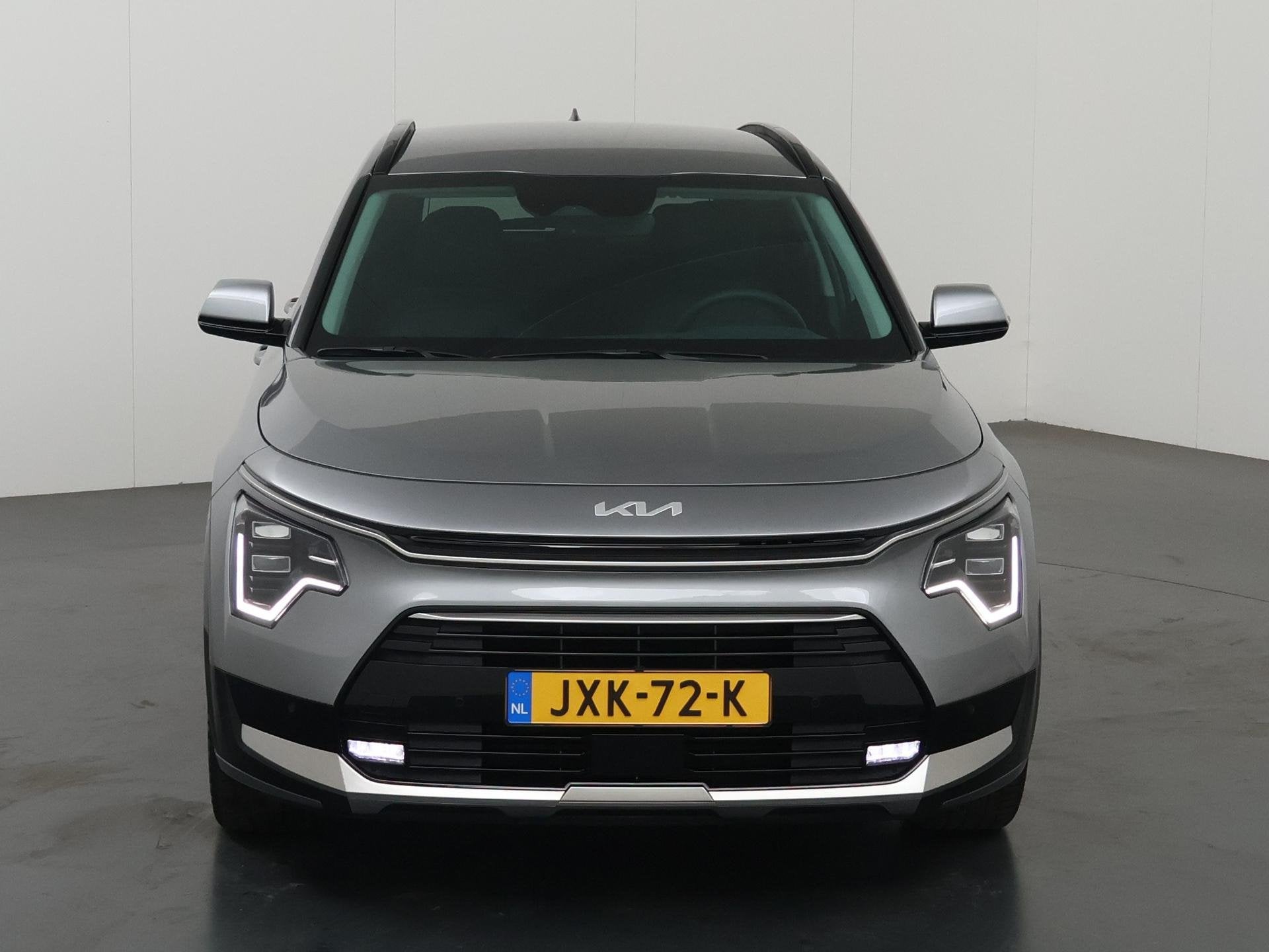 Foto 3 van Kia Niro 1.6 GDi PHEV DynamicPlusLine Edition | 18” lichtm