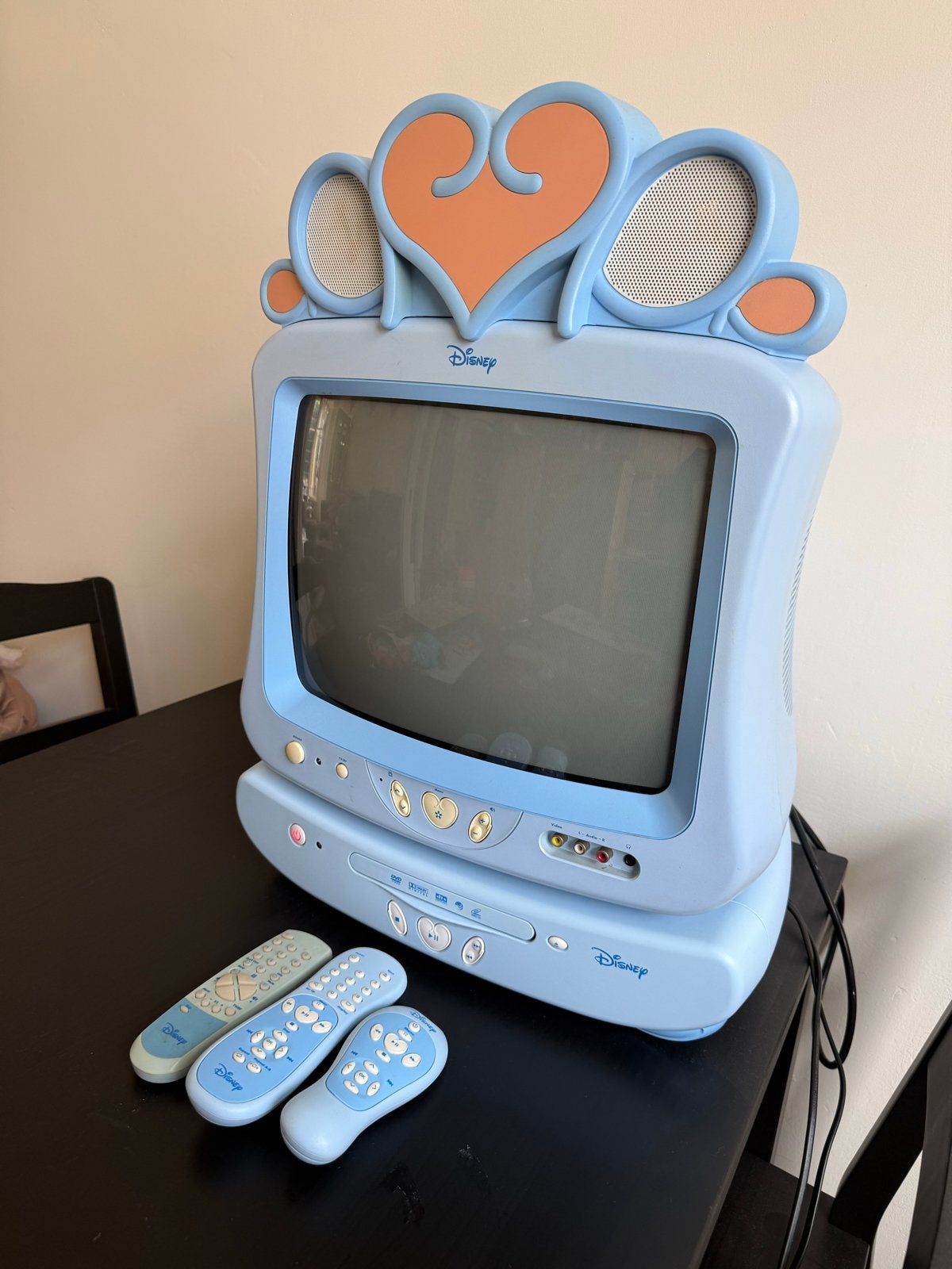 Disney TV met DVD-speler en afstandsbediening, Gebruikt, 50 Hz, Minder dan 40 cm, Ophalen