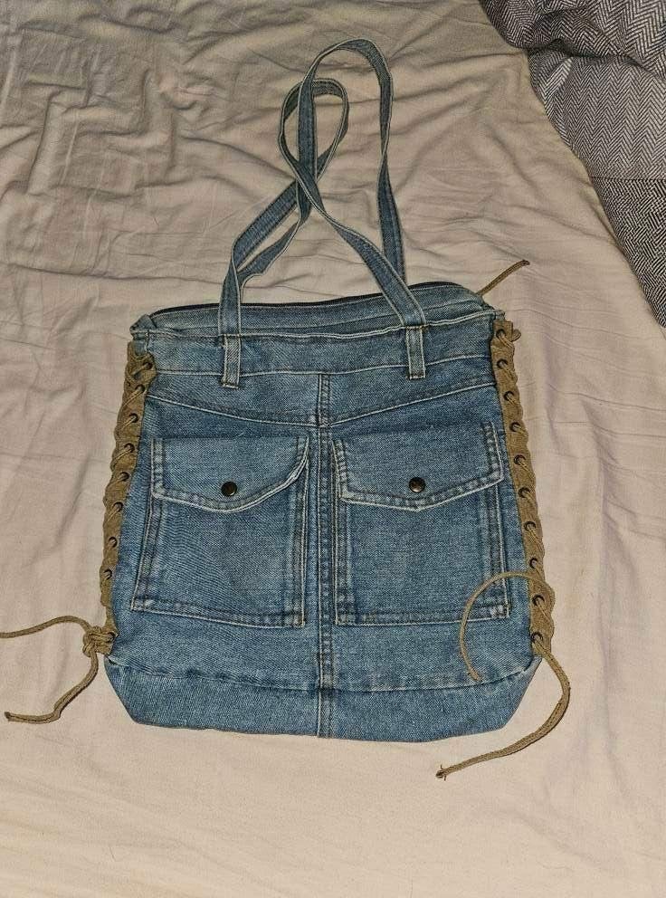 Unieke denim tas met vetersluiting, Ophalen of Verzenden, Zo goed als nieuw, Blauw, Handtas