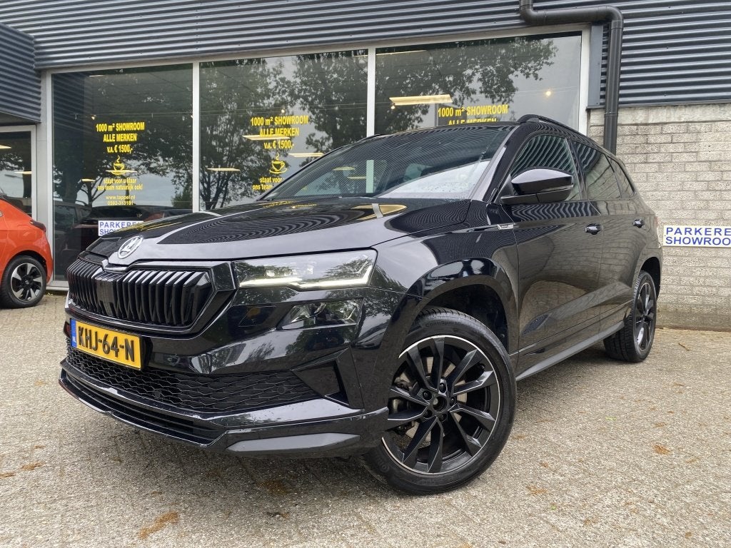 Skoda Karoq 1.5 TSI Sportline Business LEDER/ACC/STOELVERWAR, Euro 6, 4 cilinders, Bedrijf, 19 km/l