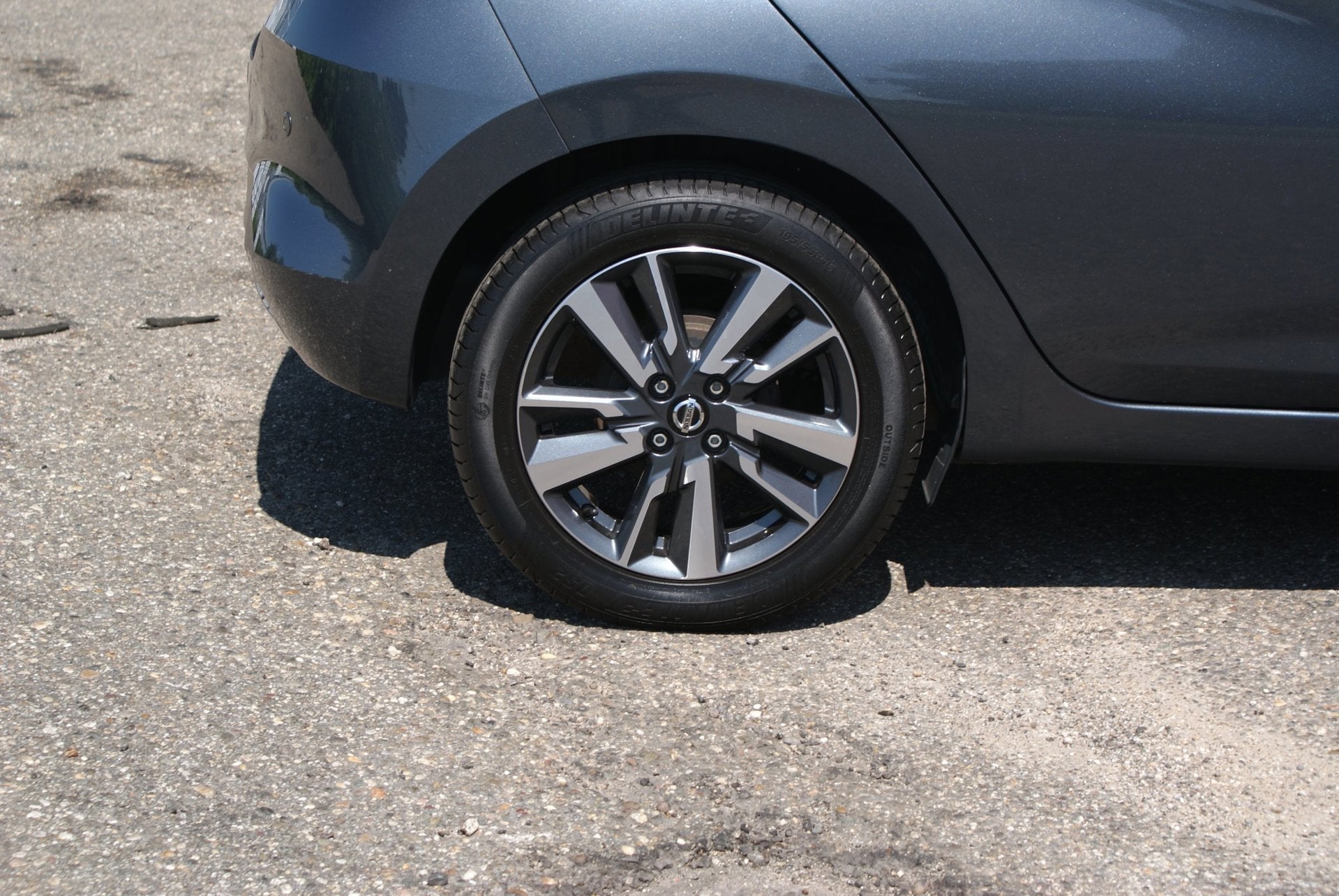 Nissan Micra 0.9 IG-T N-Connecta | Camera | Cruise control |, Voorwielaandrijving, 898 cc, Stof, Euro 6
